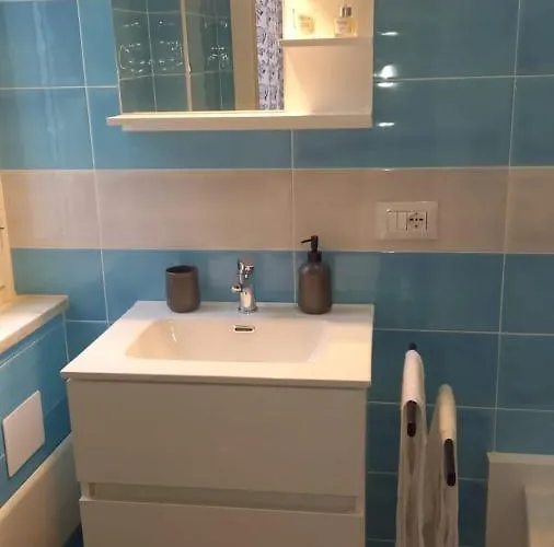 Le Di Ale - Via Posidonia - In *